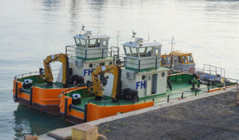 15M Motor Barge Loyd Offers Different Type Of Military Vessels ; Patrol Boat , Rescue Boat, Anti Piracy Boat , Rib , Landing Craft . Standard Dimensions For Military Boats; From Loa:7 Meters To Loa:24 Meters. Our Standard Equipments; As Main Engines Man , Cummins , Doosan , Caterpillar , Yanmar , Iveco , Scania , Volvo , Baudouin , Mitsubishi , Mercury. As Gear Box ; Zf , Dongi , Twindisc .