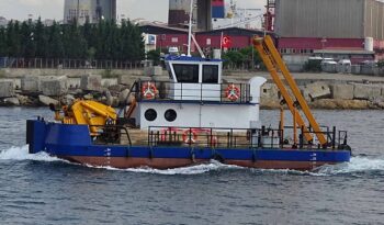 
									15M Motor Barge Full								