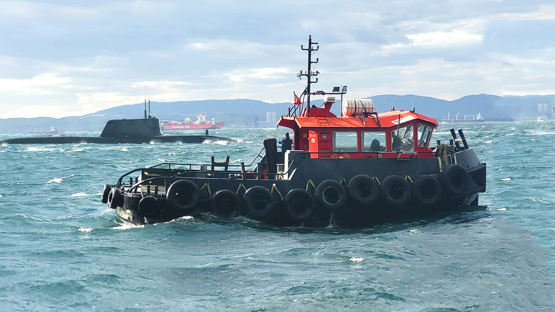 15M Tugboat Loyd Offers Different Type Of Military Vessels ; Patrol Boat , Rescue Boat, Anti Piracy Boat , Rib , Landing Craft . Standard Dimensions For Military Boats; From Loa:7 Meters To Loa:24 Meters. Our Standard Equipments; As Main Engines Man , Cummins , Doosan , Caterpillar , Yanmar , Iveco , Scania , Volvo , Baudouin , Mitsubishi , Mercury. As Gear Box ; Zf , Dongi , Twindisc .
