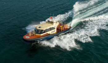 
									11,50M SURVEY BOAT full								