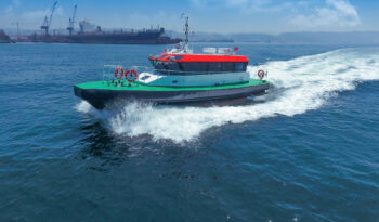 
									17M PILOT – CREW BOAT full								
